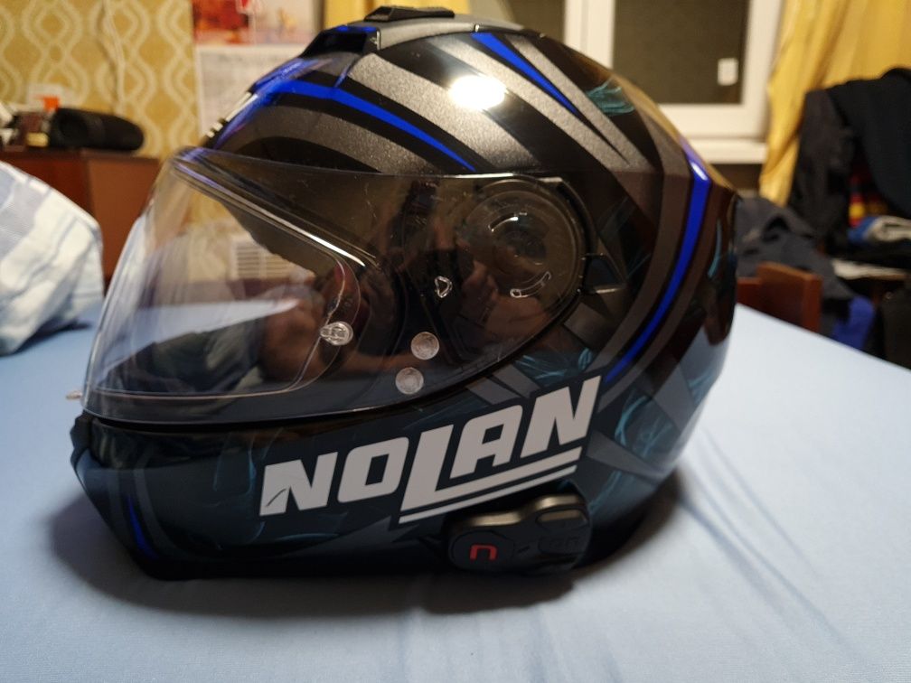 Nolan N87, N-com