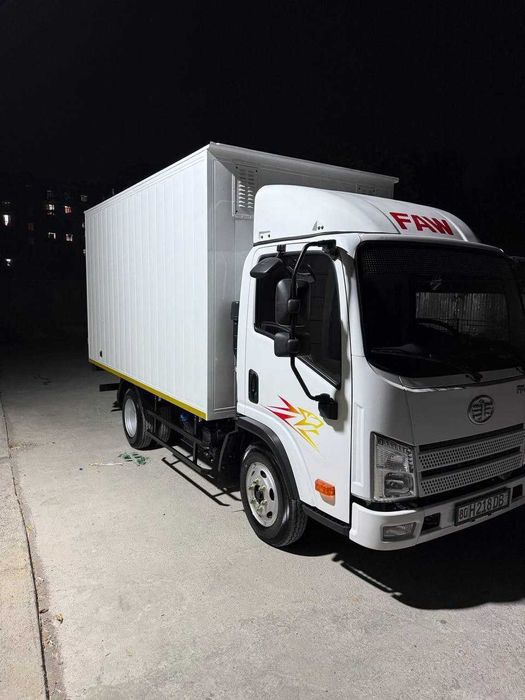Мини автофургон FAW TIGER VR 2 тонн дизельный кузов 17 куб