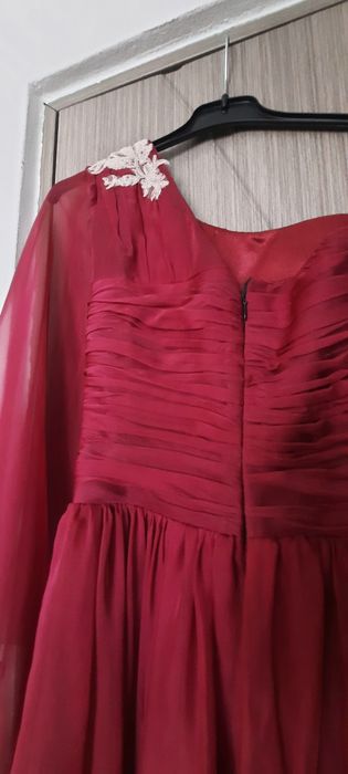 Vand rochie de ocazie - bordo