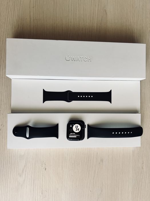 Продам Apple Watch 6 40mm