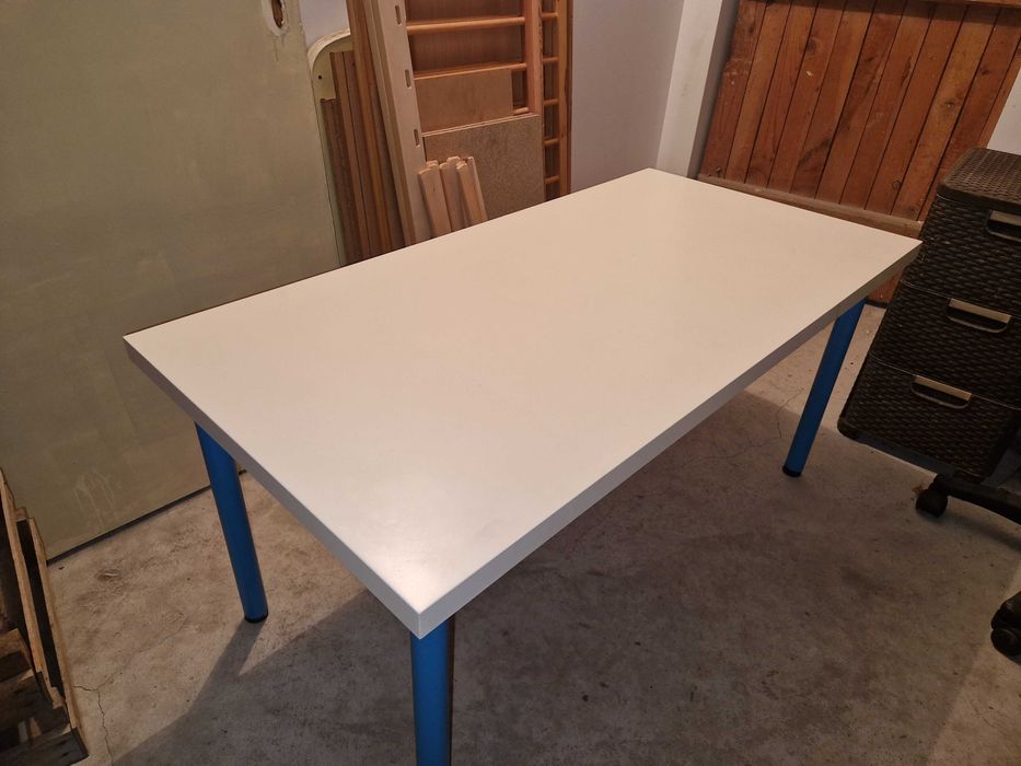 Маса за хол икея