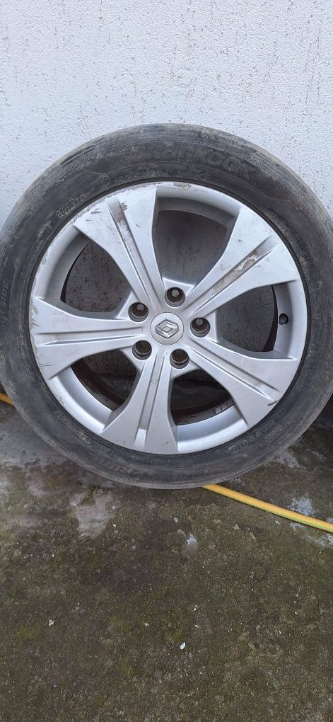 Vând jante aliaj renault megane 3  R 17