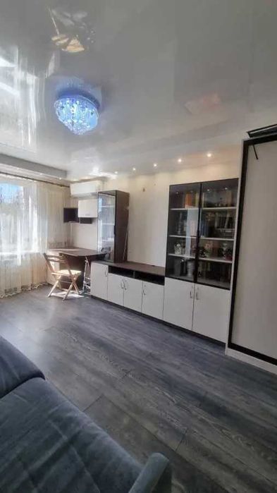 Дава се под наем Двустаен апартамент в София, Център - 55 кв.м за 341.7 € - Снимка #2