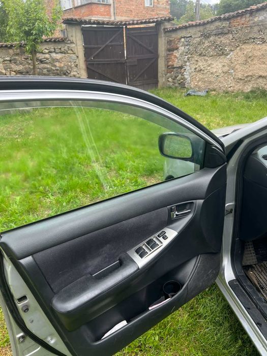 На части Toyota Korolla 2002 дизел комби