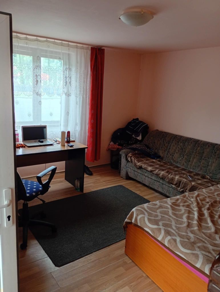 Casă la bulevard de vânzare
