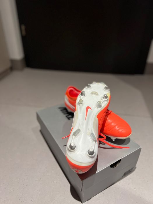 ghete de fotbal nike