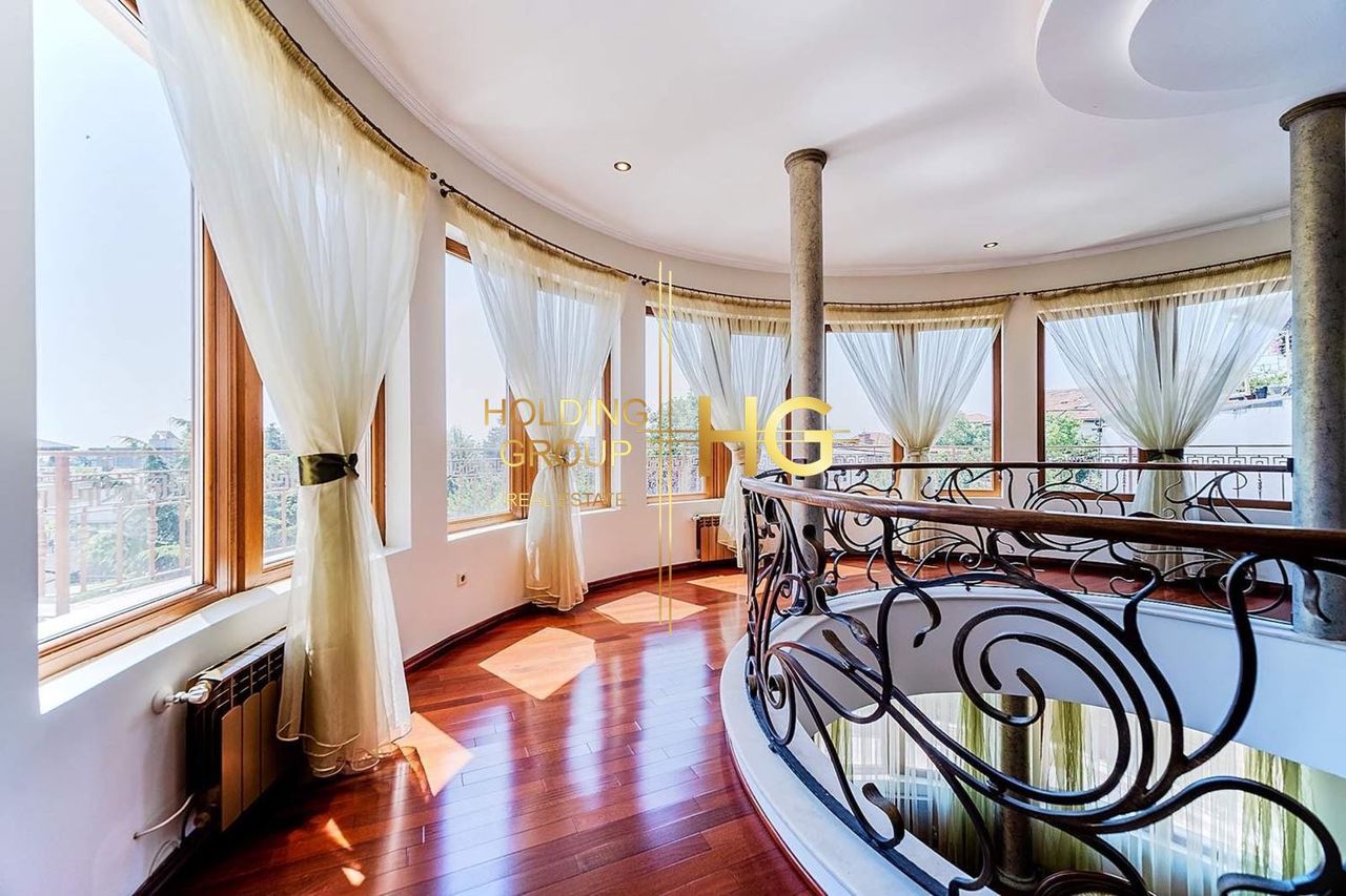 Продава се Къща в Варна, м-т Евксиноград - 660 кв.м за 1591 €/кв.м - Снимка #2