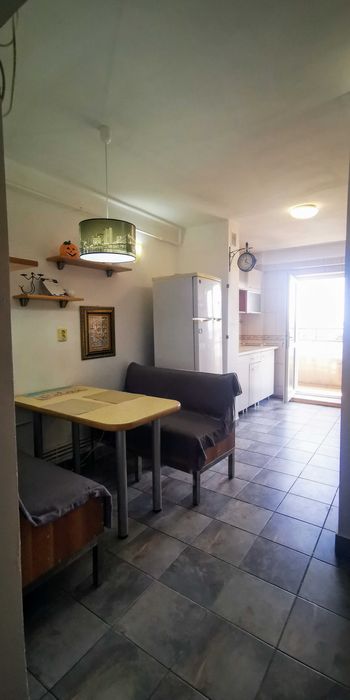 Complex Bd Parvan, ap 3 camere decomandat, centrala, utilat si mobilat