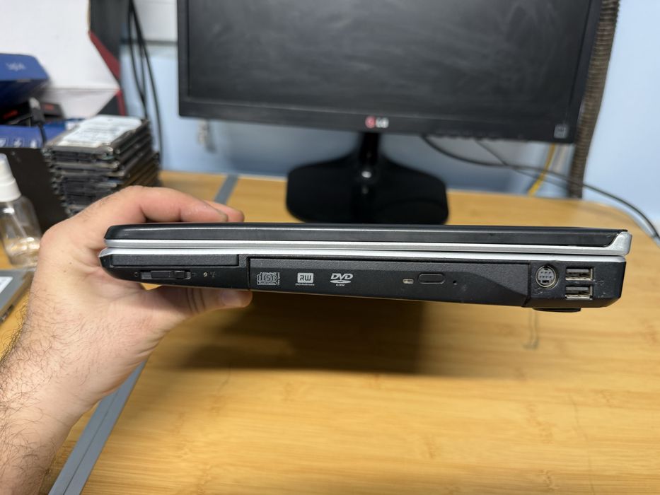 Dell Inspiron 1525
