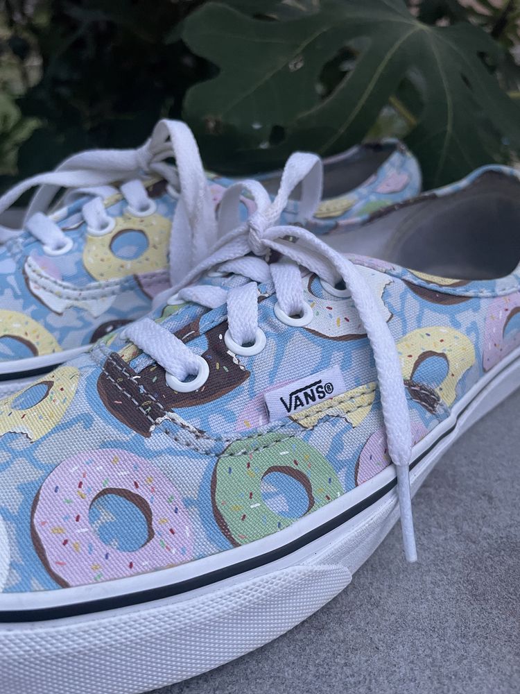 Vans кецове с донъти | 37 номер