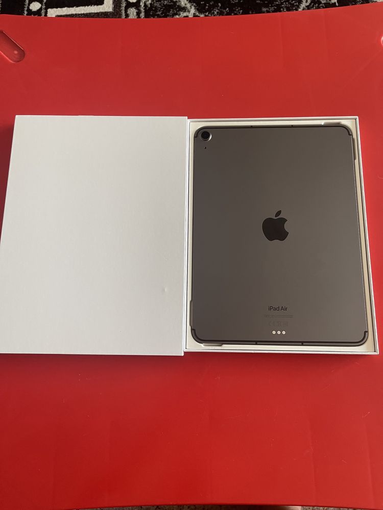 iPad Air 5 Space Grey 64GB 10.9 Cellular & Wi-Fi 2022 Nou model: A2589