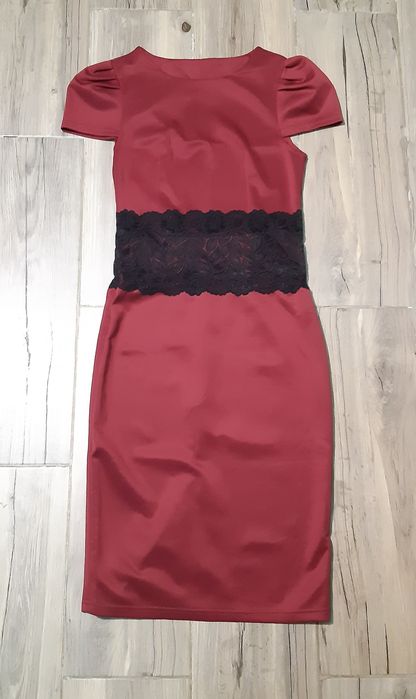 Lot rochițe adolescente 100lei