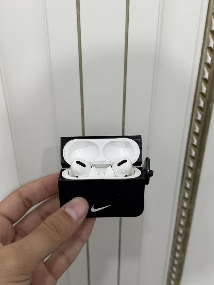 Airpods pro 1 series