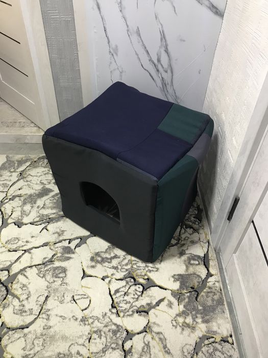 Домик для кошки или маленькой собачки