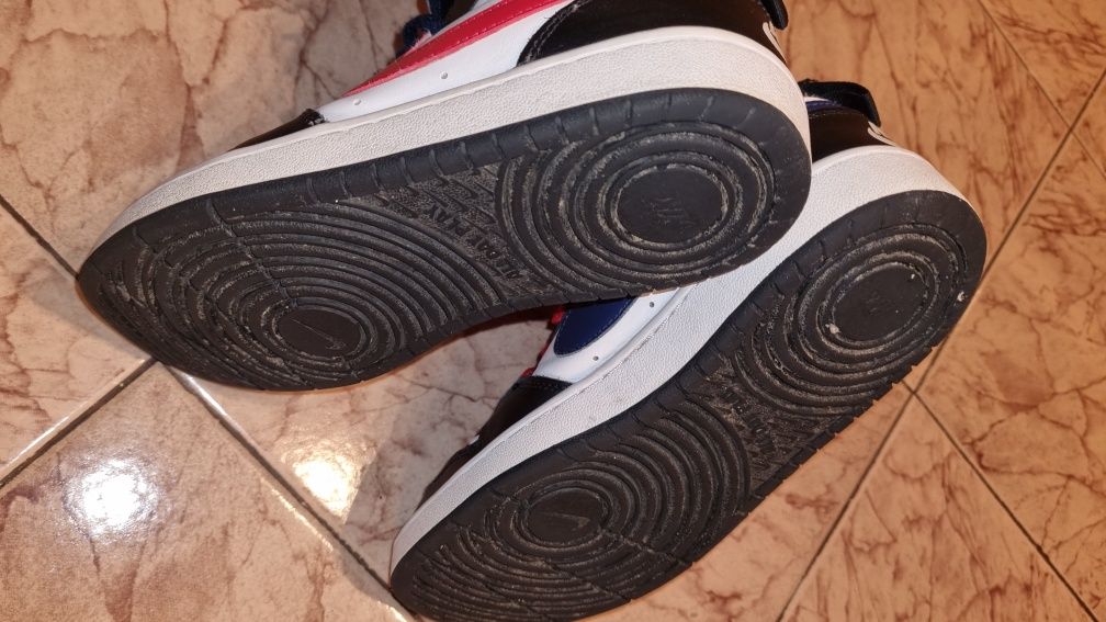 Маратонки Кецове кожа NIKE 37.5