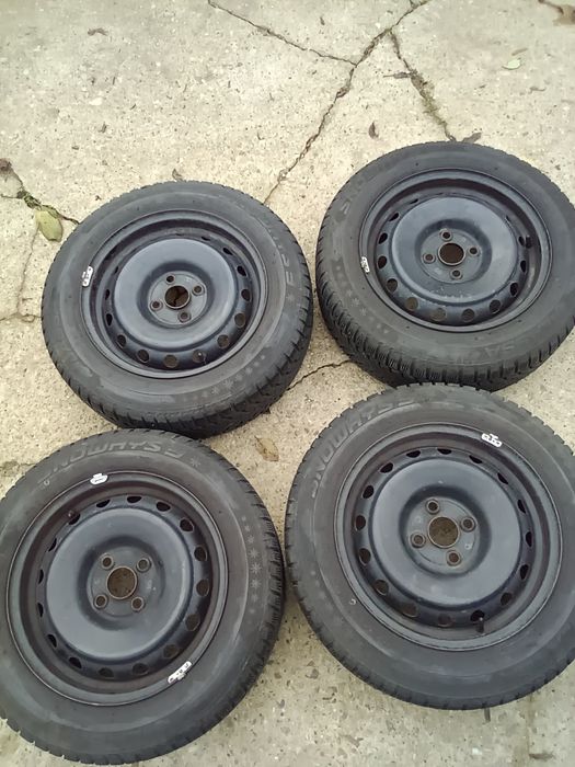 vand set 4 jante I20 cu anvelope/ cauciucuri de iarna Lassa 185 65 R15