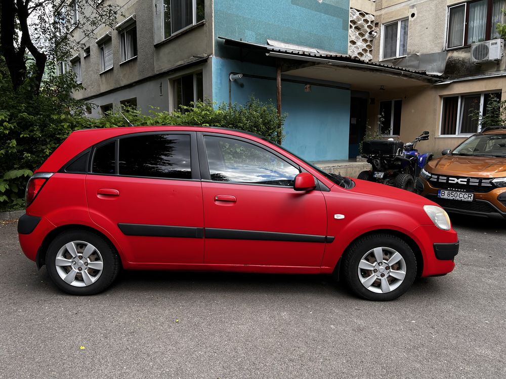 Vand Kia Rio 1,5 crdi, 2006