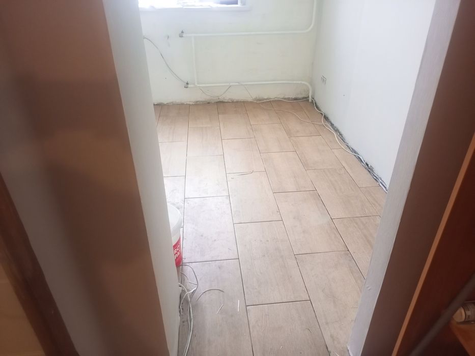 Сантехника электрика  плитка