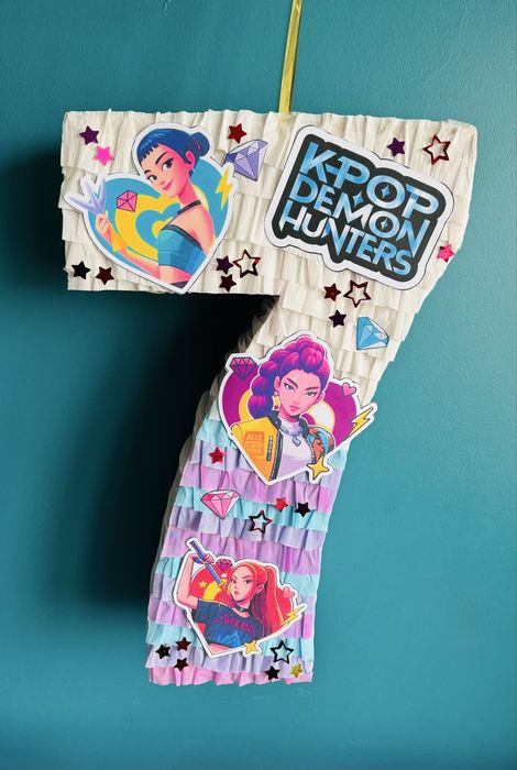 Пинята Kpop demon hunters Ловци на демони