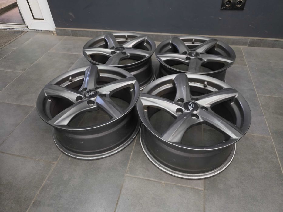 Джанти 16 - Ford