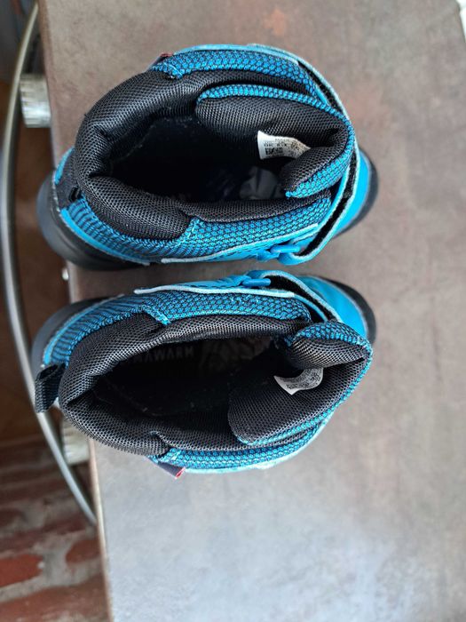 детски ботуши,зимни обувки,боти,апрески,Adidas номер26 за момче,адид