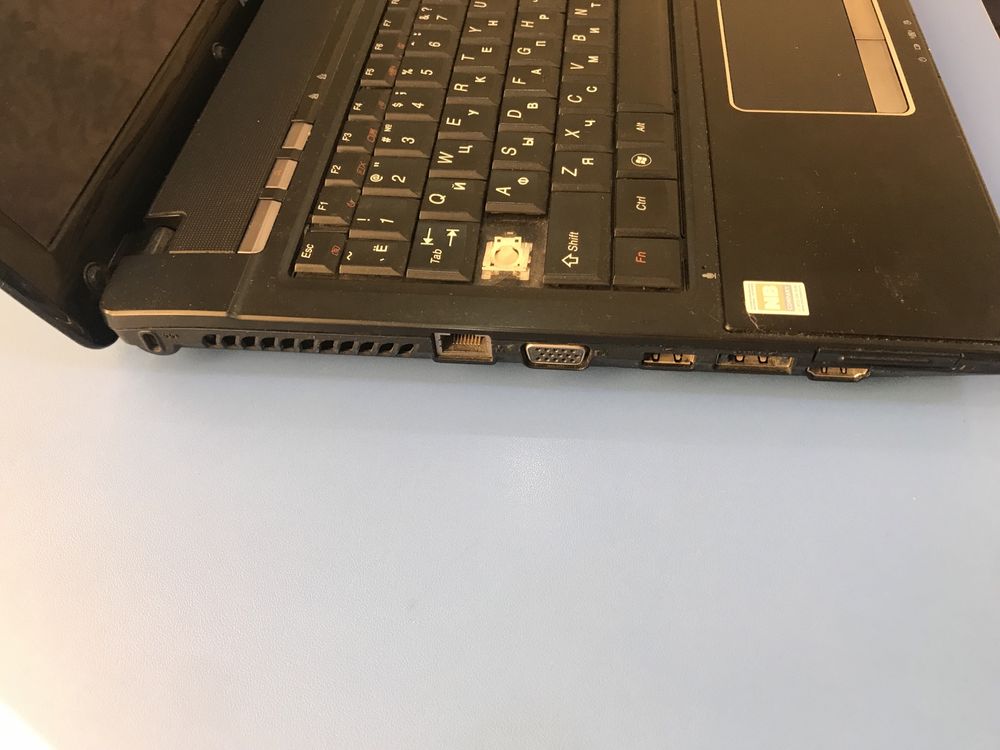 Lenovo Intel(R) core(TM) i3 CPU   , ОЗУ 3 ГБ , 64x