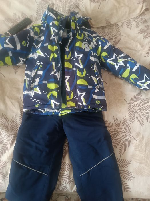 Продам комбез , обувь  всё за 15000тг. торг