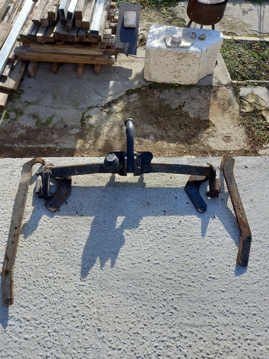 Продавам  теглич