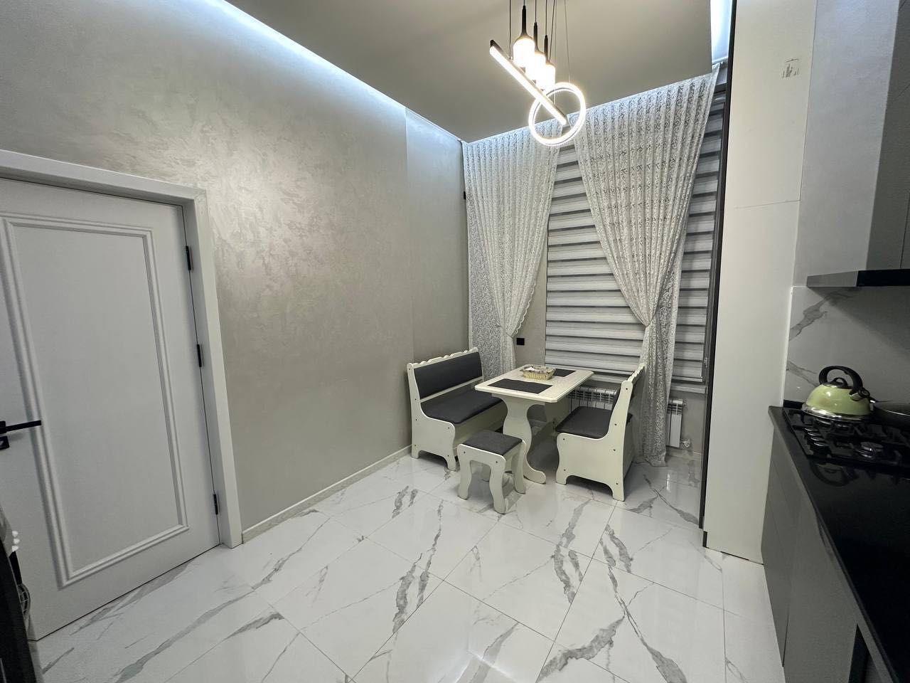 Parkent Plaza продается 2 комнатная квартира ремонт Мирзо Улугбек