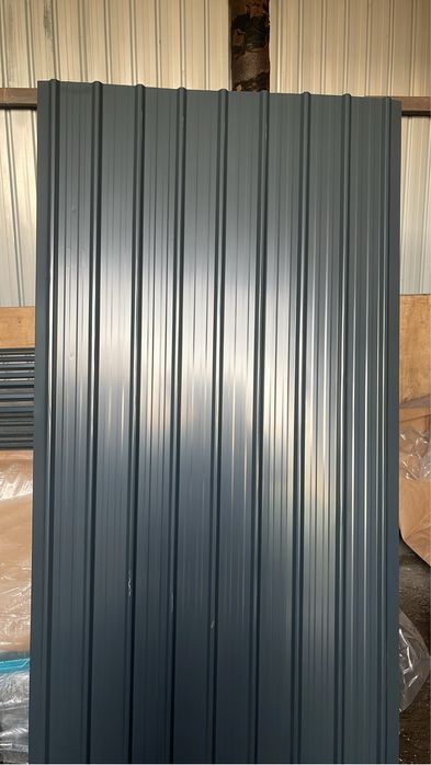 Tablă cutată colorată și