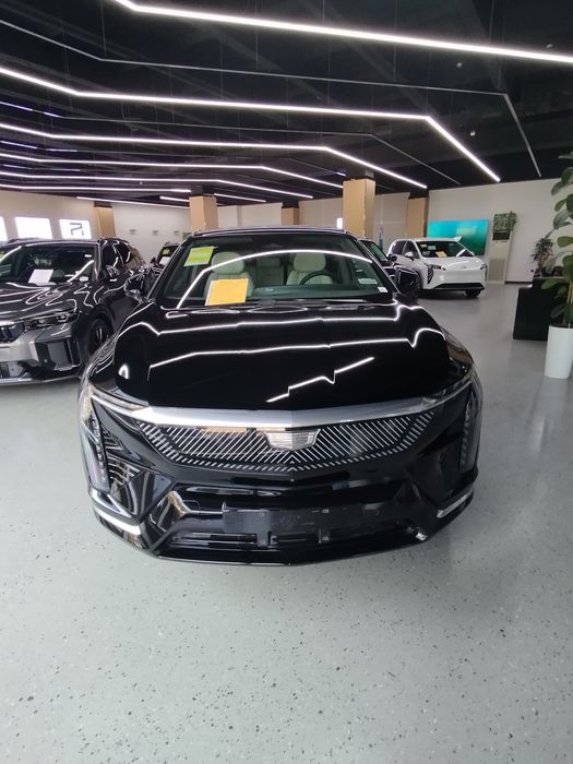 Cadillac optiq .
