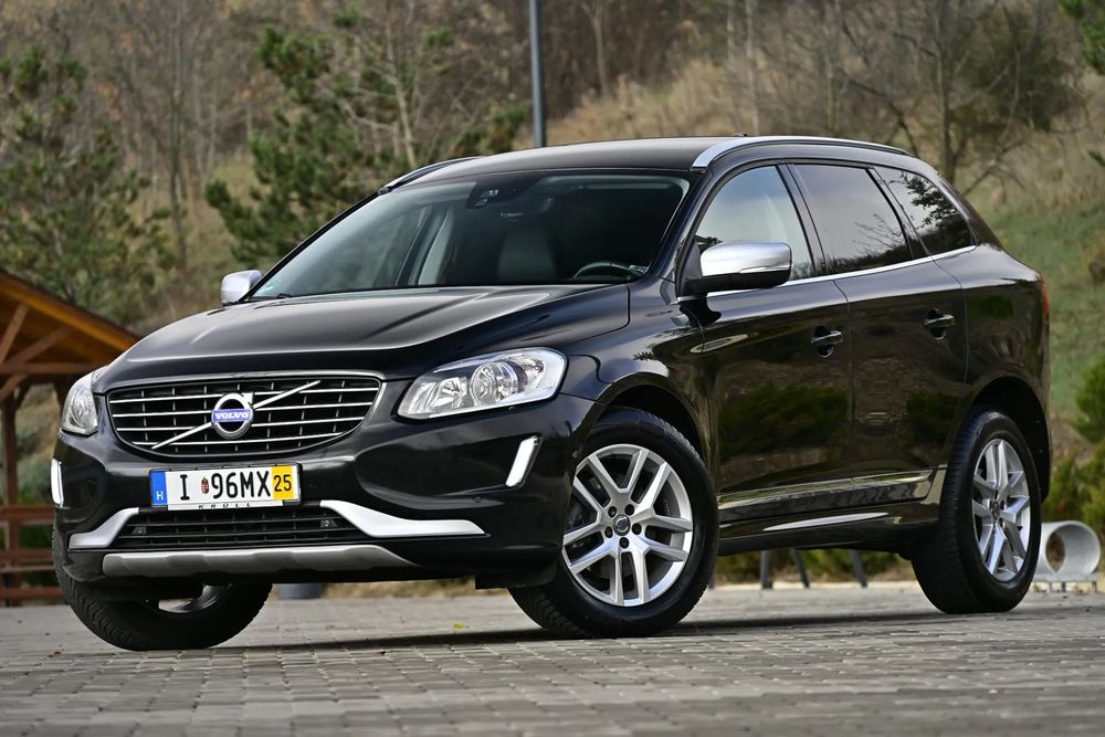 Volvo XC 60 Volvo Xc 60~Summum~Automatik~Bord TFT~Navi~