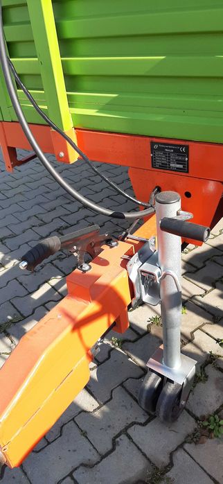 Remorci agricole monoax basculabile 1,5T si 2T cu Carte de identitate