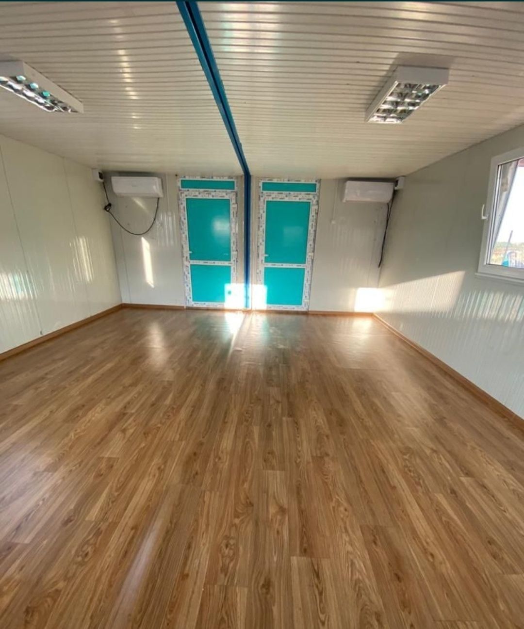 Container birou containere vitrina santier paza fast-food locuit vesti