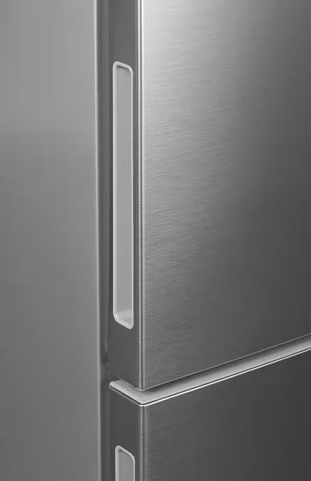 Нов инверторен хладилник с фризер Bauknecht Total No Frost 204 см