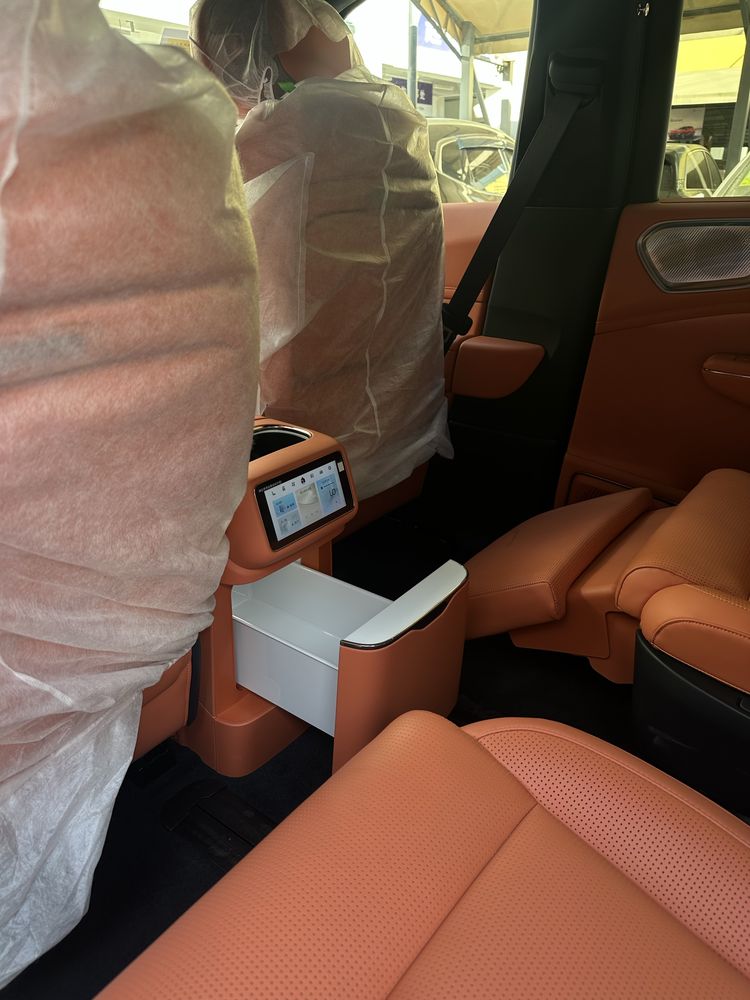 Lynk Co 900 phev 2.0T dht ultra 6seats