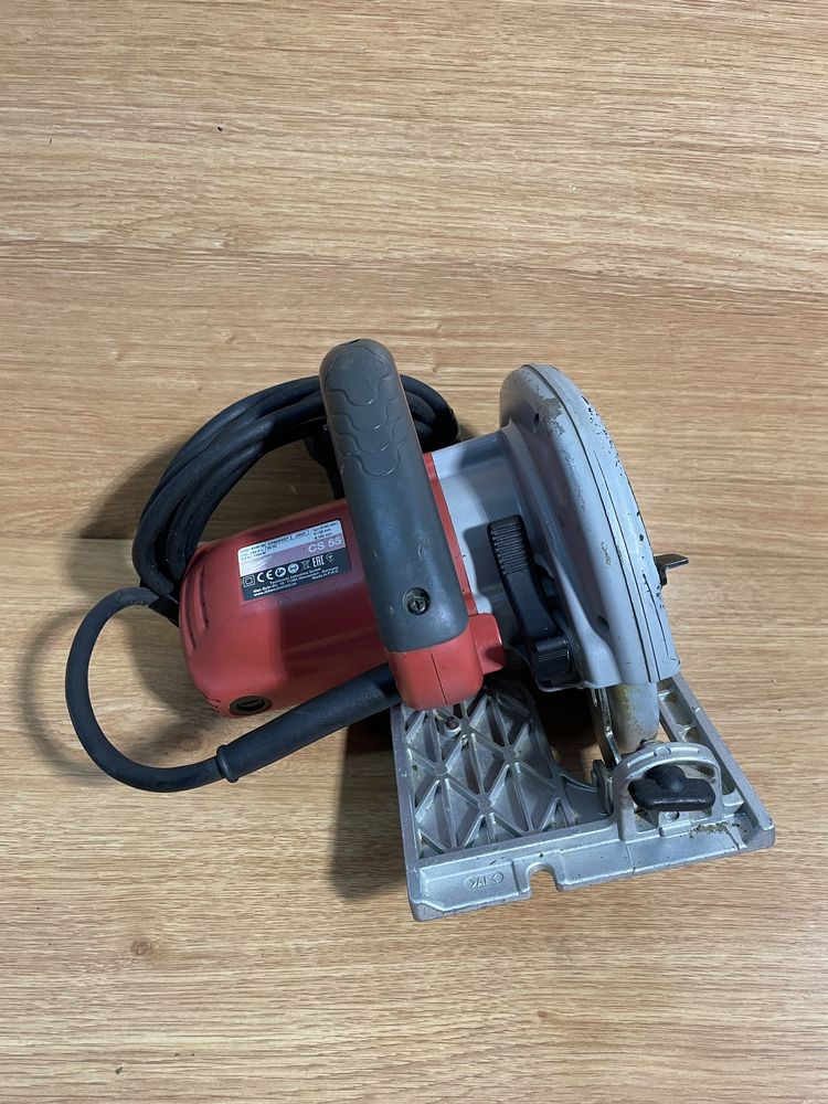 Circular Milwaukee CS 55