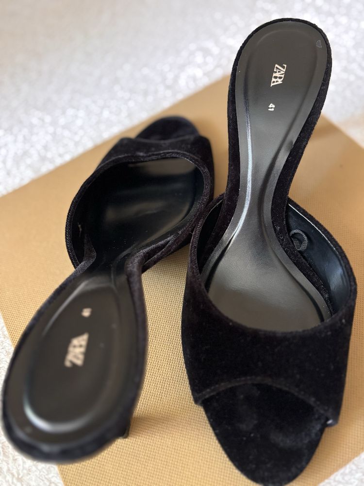 Велурени токчета ZARA - 41 номер