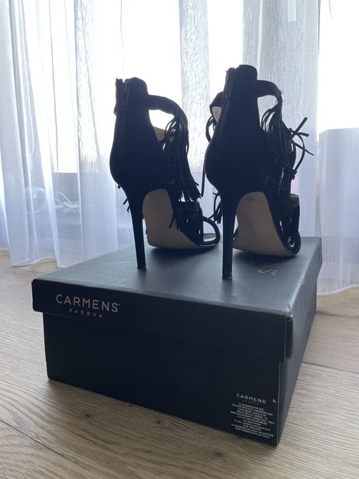 Sandale elegante din piele intoarsa, femei