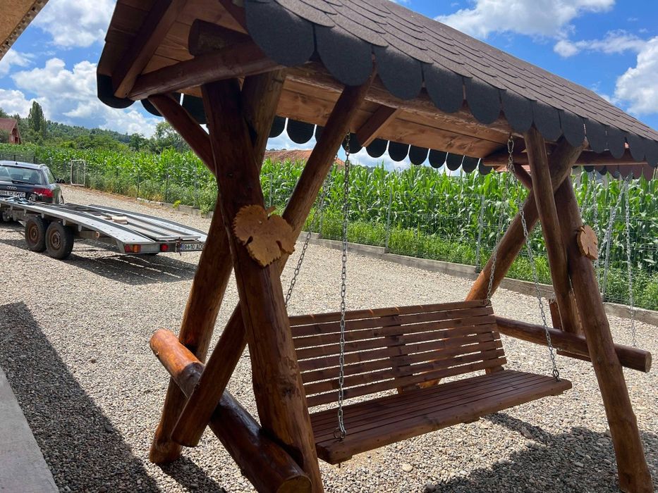 Mobilier rustic din buștean sau cherestea