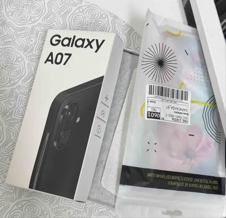 Продам телефон SamsungA07