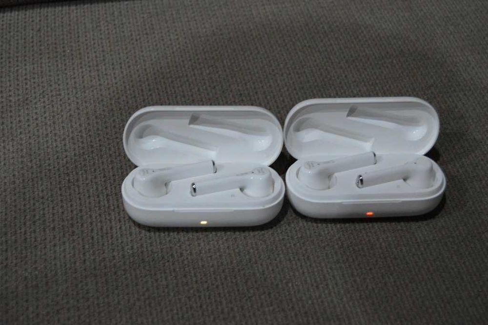 Casti in ear HUAWEI Freebuds 3i cu probleme