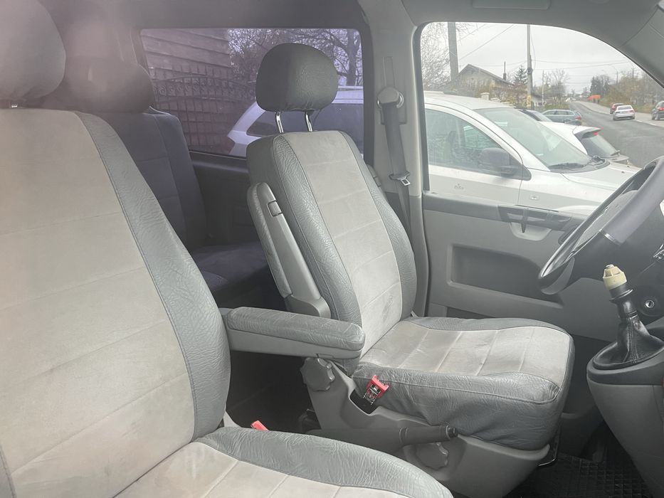 Vand VW T5 2.0 TDI - 2850 €