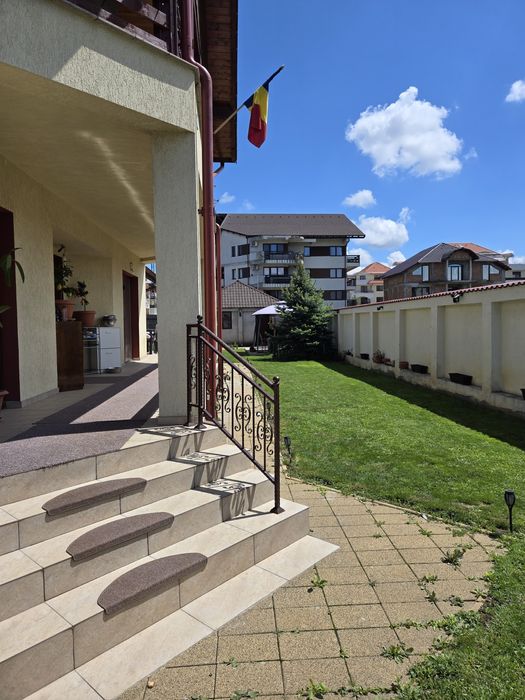 Casa de vanzare in cartierul Tractorul