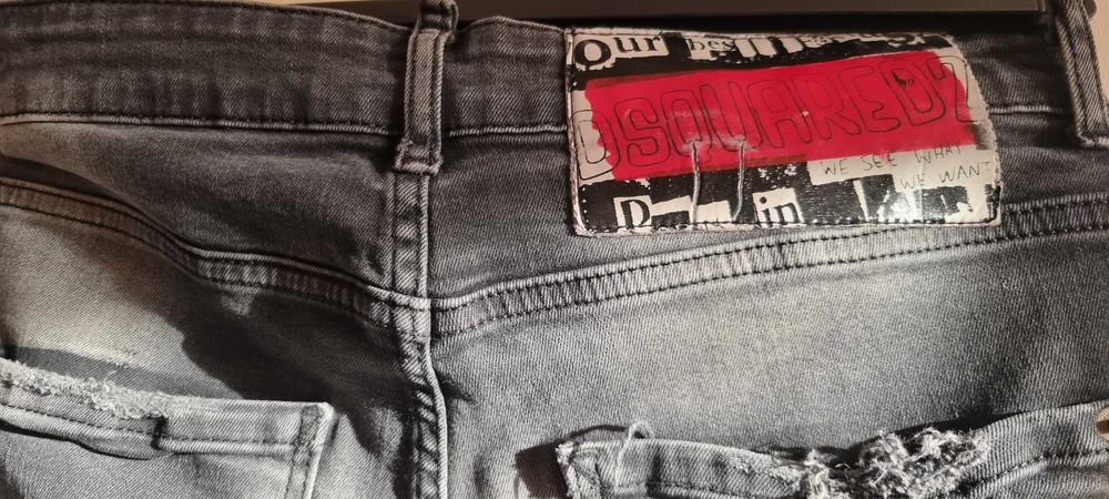 Dsguared 2 оригинални дънки