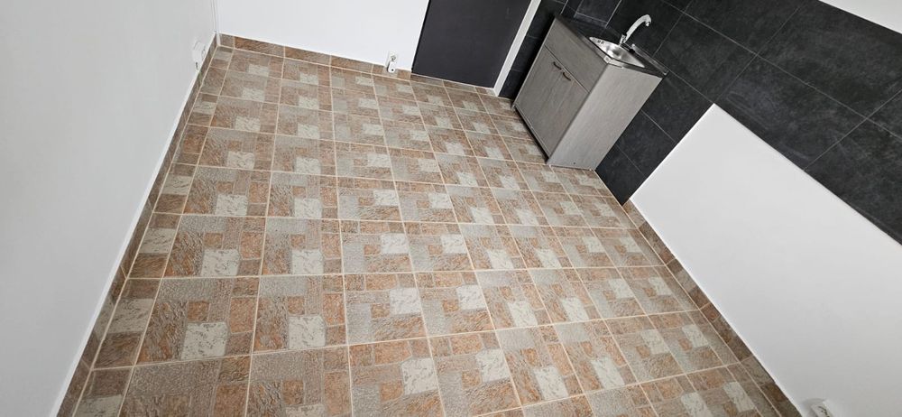 Camera de închiriat  10 m2