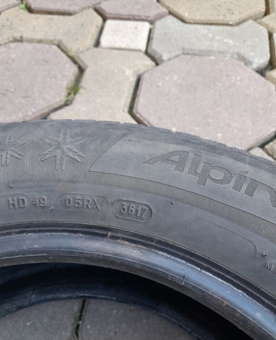 4 anvelope iarna Michelin 215 60 16