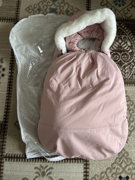 Продам кокон + комбинезон