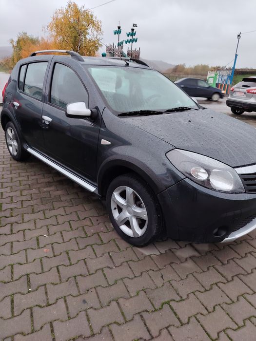 Vând Dacia Sandero Stepway 2012 cu gpl.