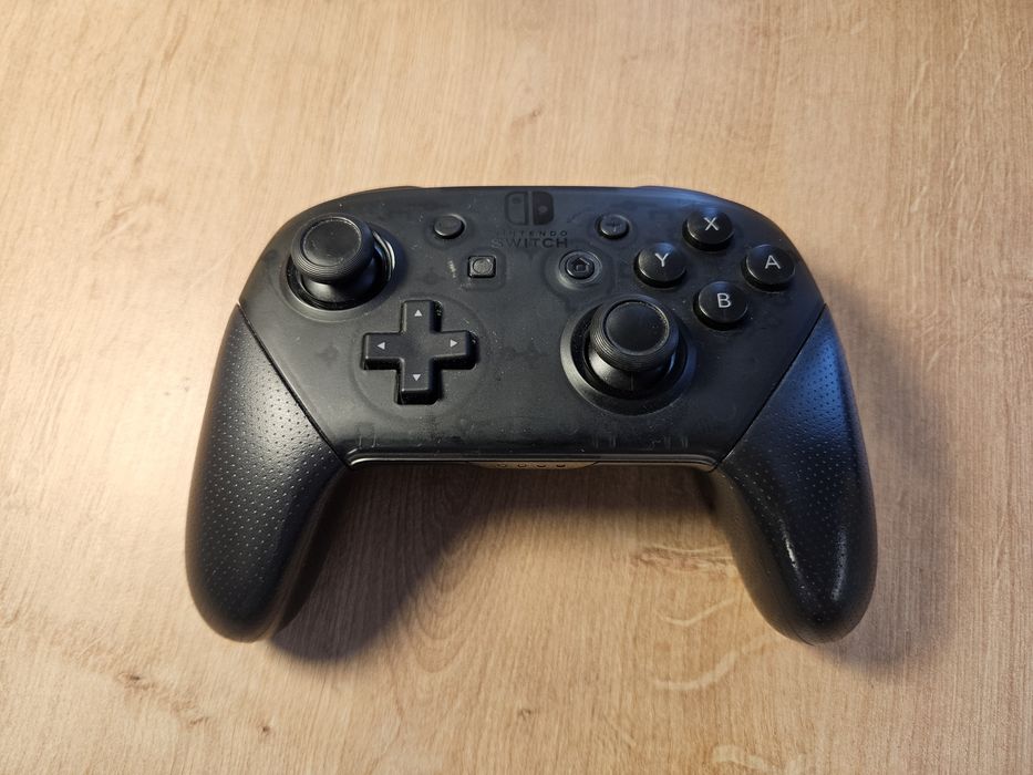 Pro Controller Nintendo Switch + suport consolă